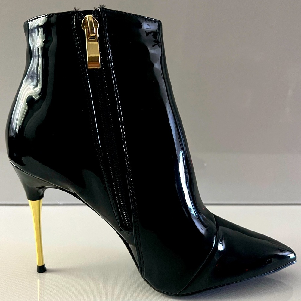 Qupid Patent Leather Black Boot